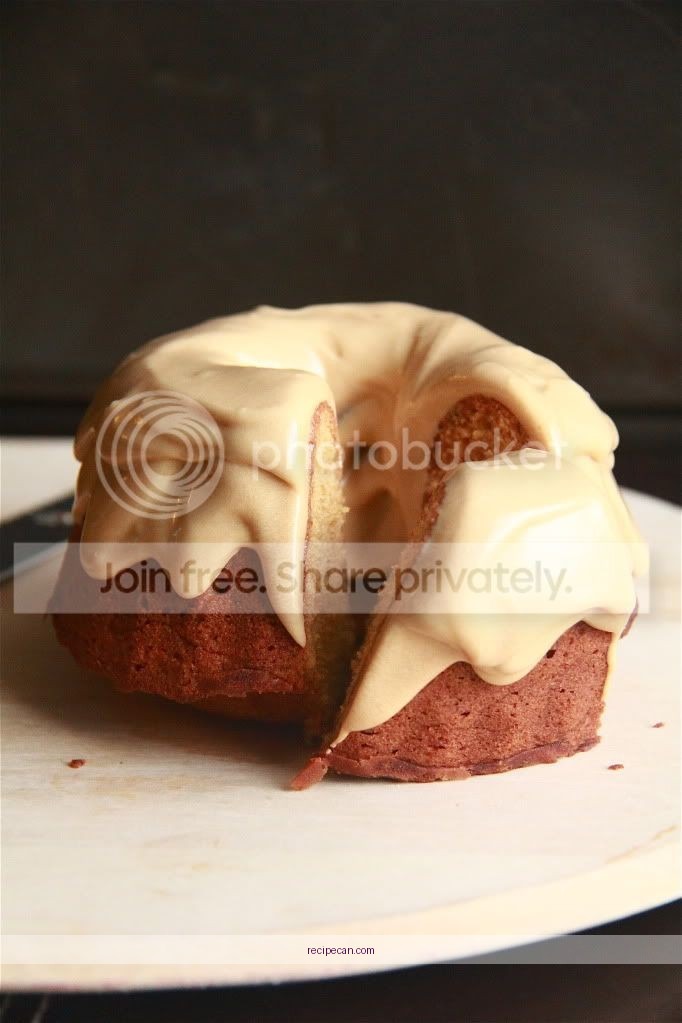 Burnt Bundt Cake Cracked Surface Baking Failure Expert Mastering Bundt Coffee - bundt coffee cake recipe