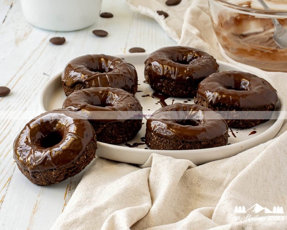 Easy Keto Donut Recipe for a Low-Carb Treat