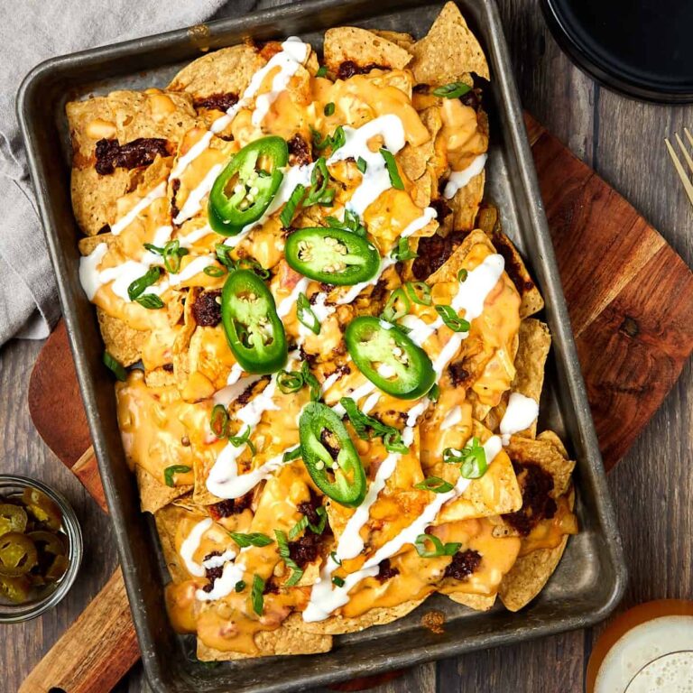 Easy Chili Cheese Nachos Recipe: A Crowd-Pleaser