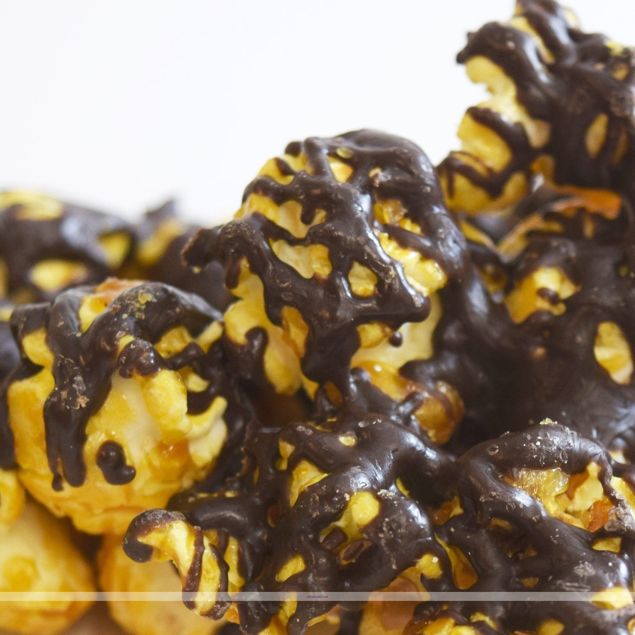 Delicious Chocolate Caramel Popcorn Recipe