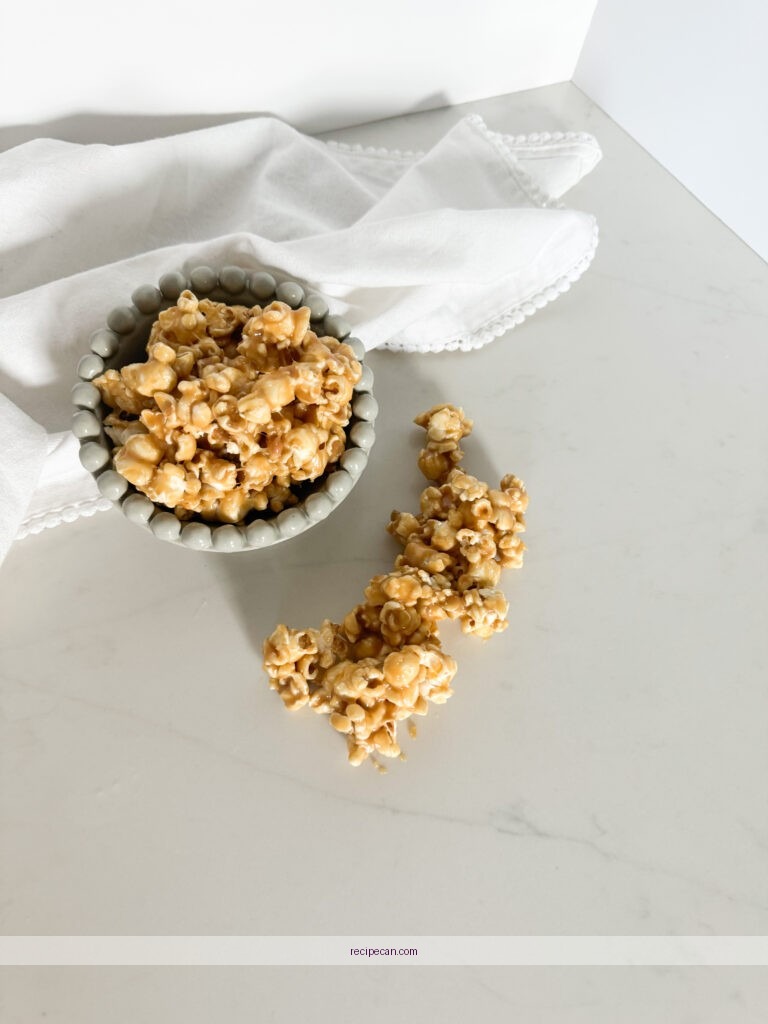 Gooey Caramel Popcorn Recipe: A Sweet and Crunchy Treat