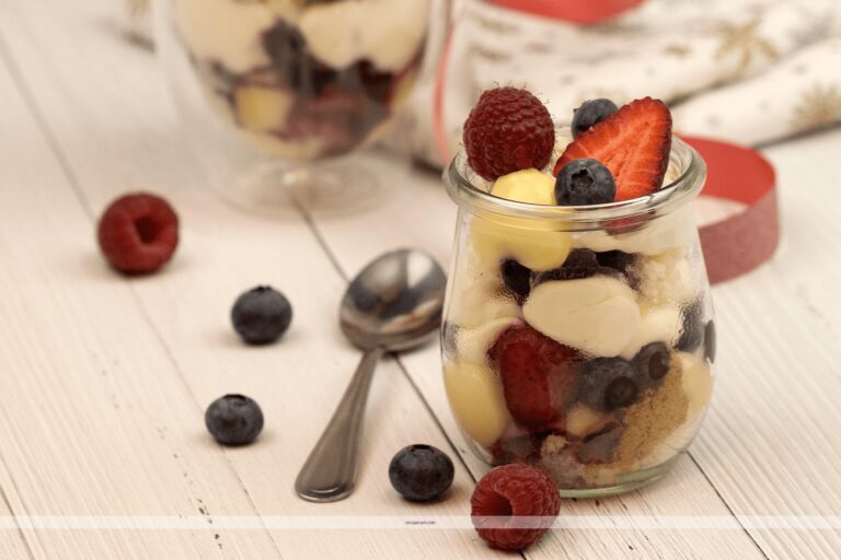 Easy Trifle Custard Recipe: A Delicious Dessert Delight