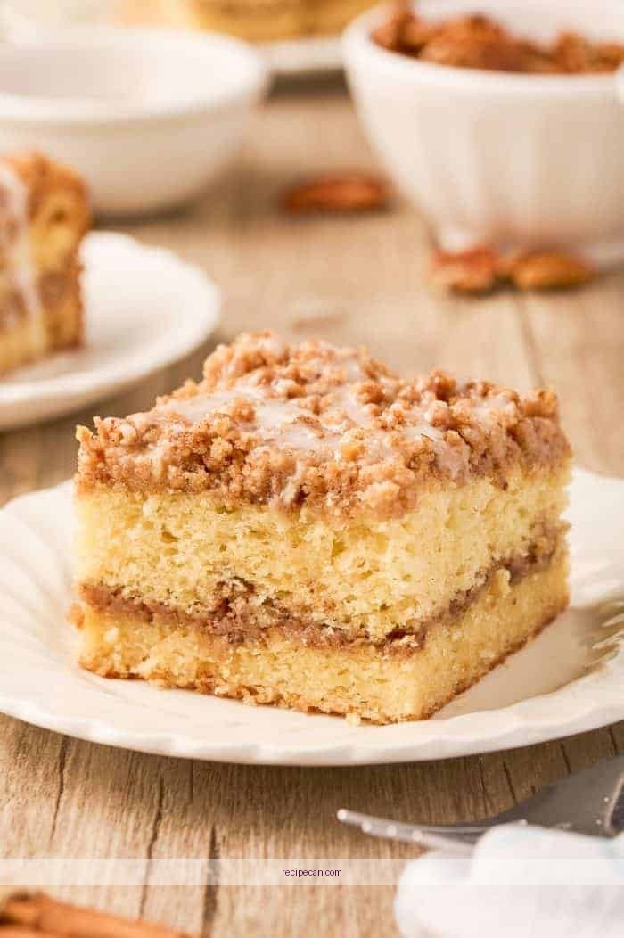 The Expert Guide to Baking Sour Cream Coffee Cake: A Step-by-Step Protocol