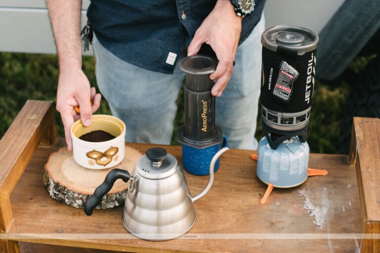 The Complete Aeropress Coffee Brewing Protocol: An Expert Guide