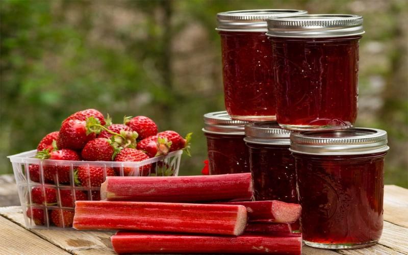 The Complete Expert Guide to Safely Making Strawberry Rhubarb Jelly