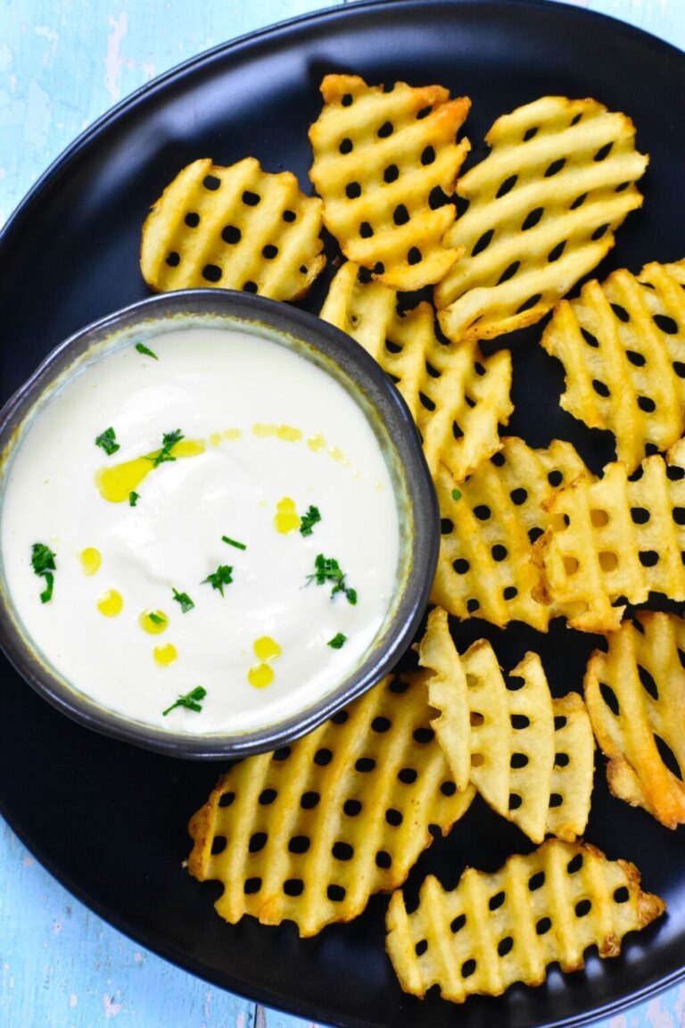 Garlic Aioli Recipe with Mayonnaise: Quick and Easy Guide