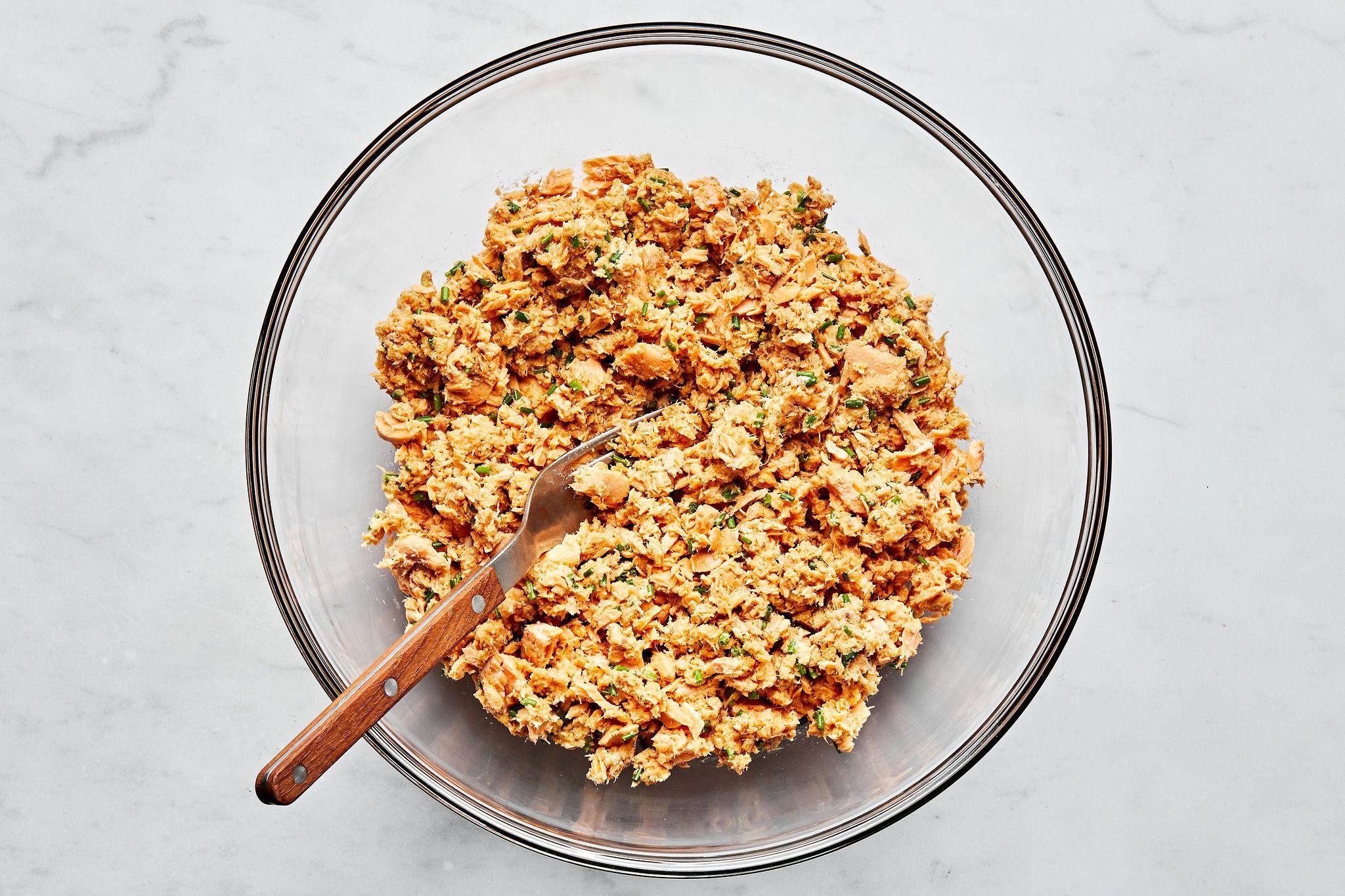 Old Fashioned Salmon Patties Recipe with Mayonnaise