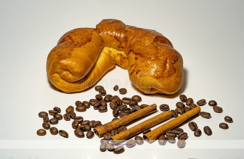 Spiced Coffee Ingredients Cinnamon Nutmeg Coffee Beans Delicious Spiced Coffee Recipe - spiced coffee recipe